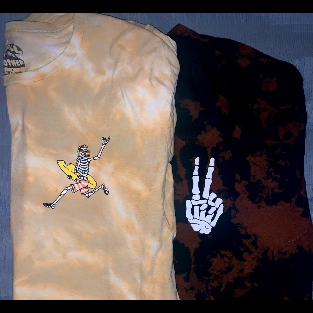 BUNDLE Vintage Graphic Skeleton Tees